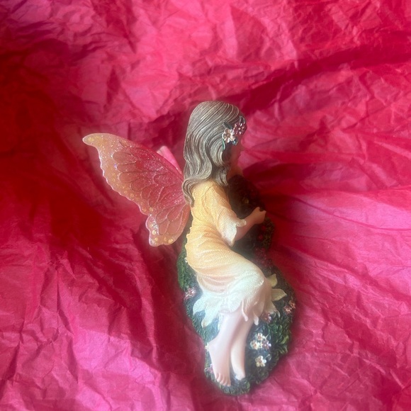 Picasso Fawrieblush…Little Masterpieces. Style #36125 Fairy Figurine - Picture 3 of 7